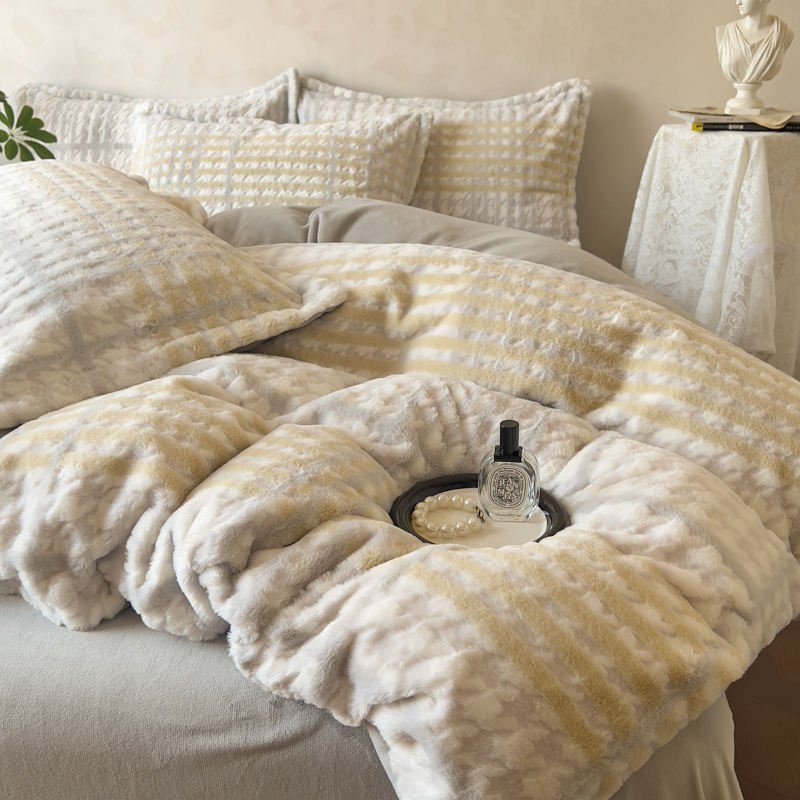 New Light Luxury Milk Velvet Embroidered Modern Style Four-Piece Bed Sheets
